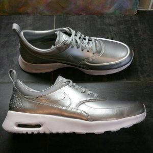 Nike Air Max Thea Sz 9 nwob/t